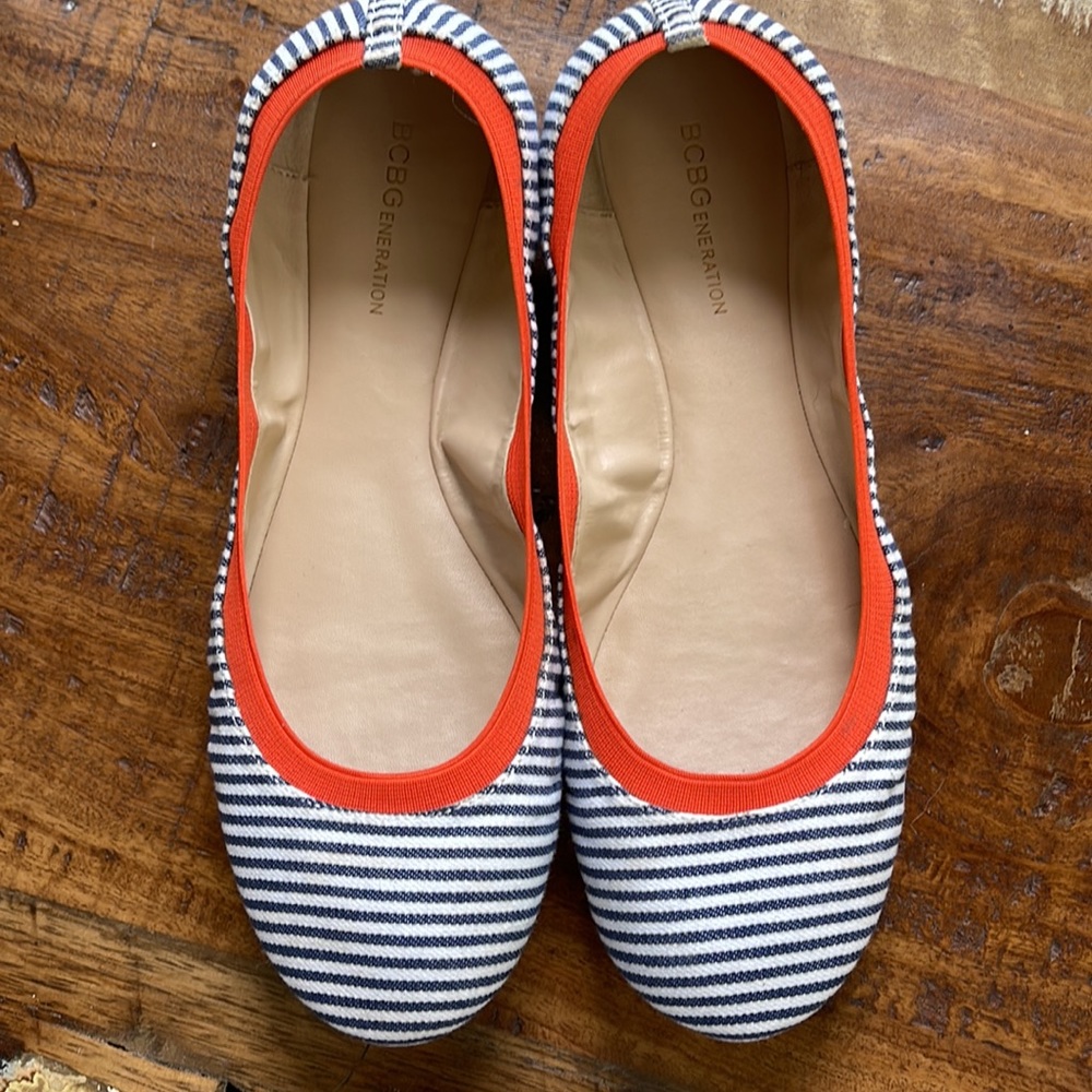 Super Cute Striped Bcbgeneration Flats Size 9 - image 7